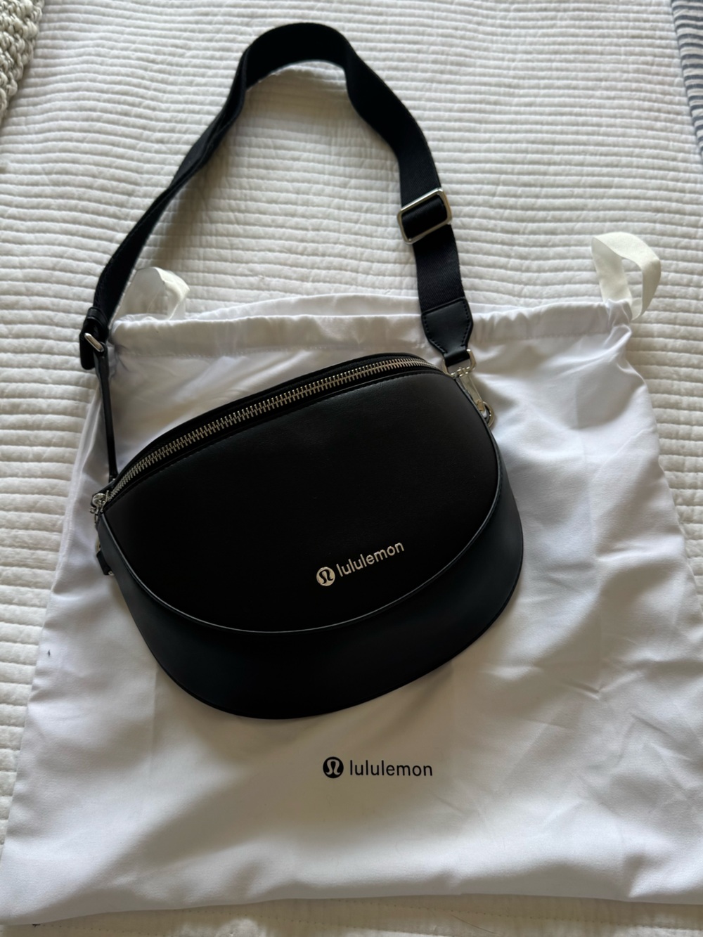 Lululemon Black Crossbody. Like new.